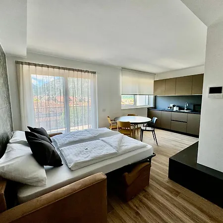 Adige Apartment