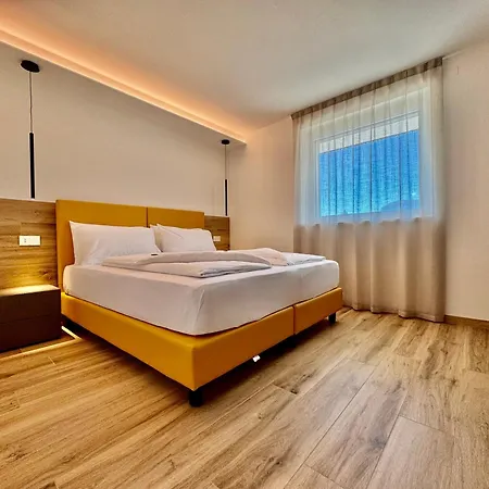 Adige Apartment